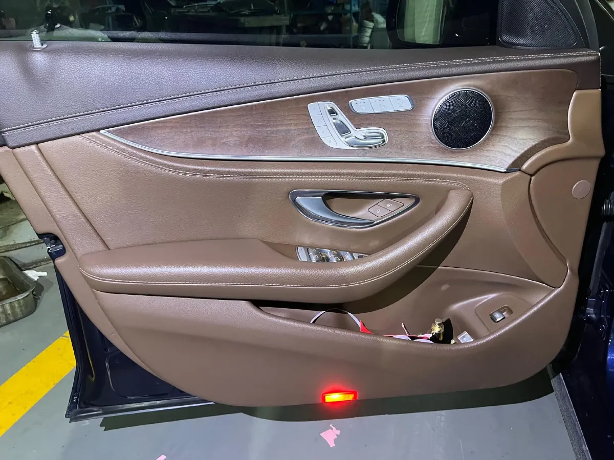 2020 Mercedes-Benz E Class 2.0T 258HP L4 9AT,autocango,china used car exporter,china ev exporter,chinese used car exporter,chinese used ev exporter