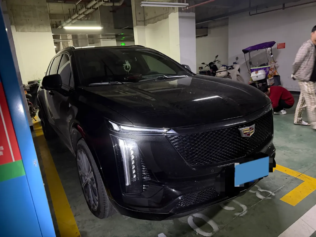 2026 Cadillac XT5 2.0T 237HP L4 9AT,autocango,china used car exporter,china ev exporter,chinese used car exporter,chinese used ev exporter