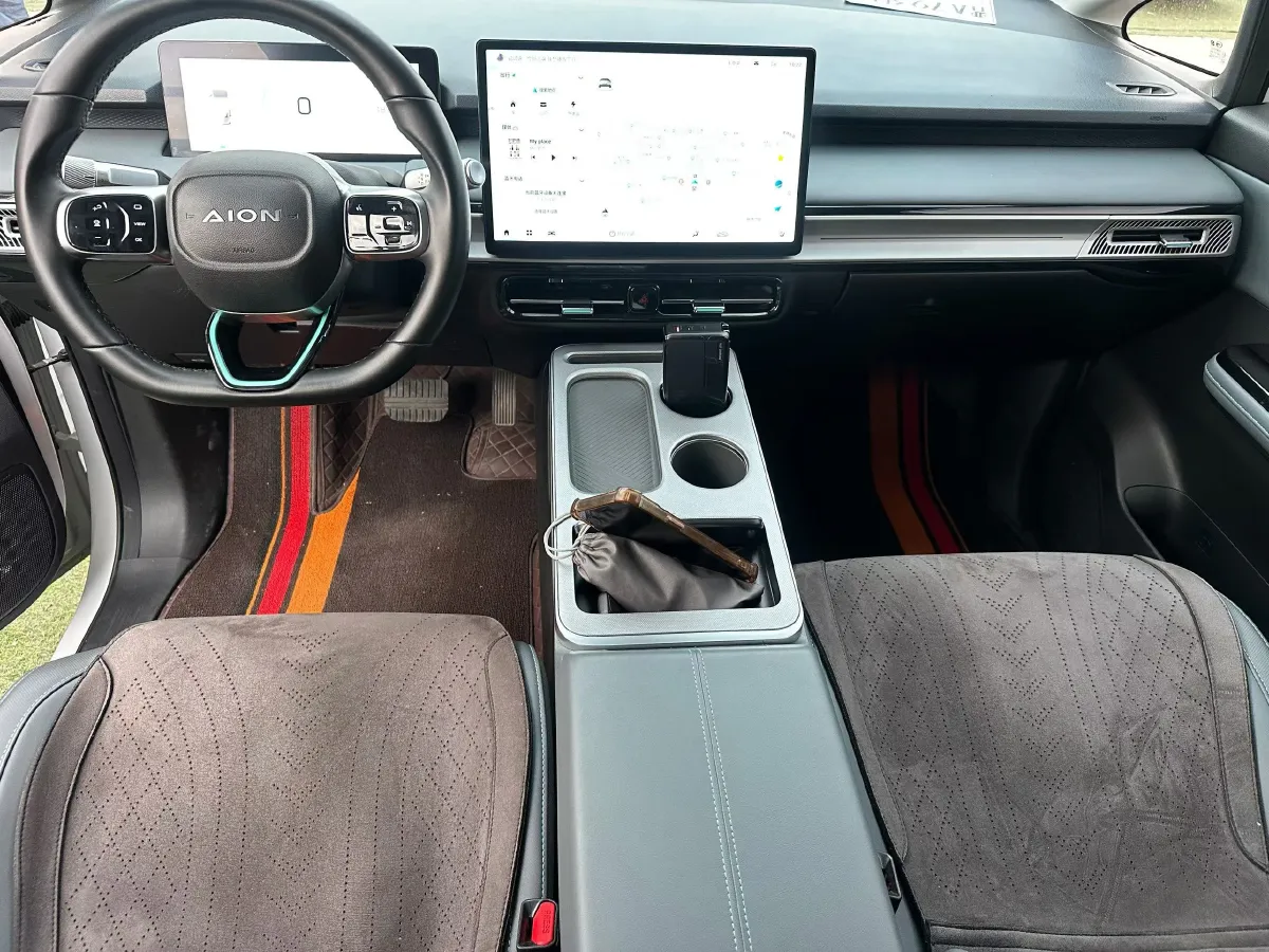 2024 Leapmotor C11 1.5L 95HP L4 REEV 43.74KWH,autocango,china used car exporter,china ev exporter,chinese used car exporter,chinese used ev exporter