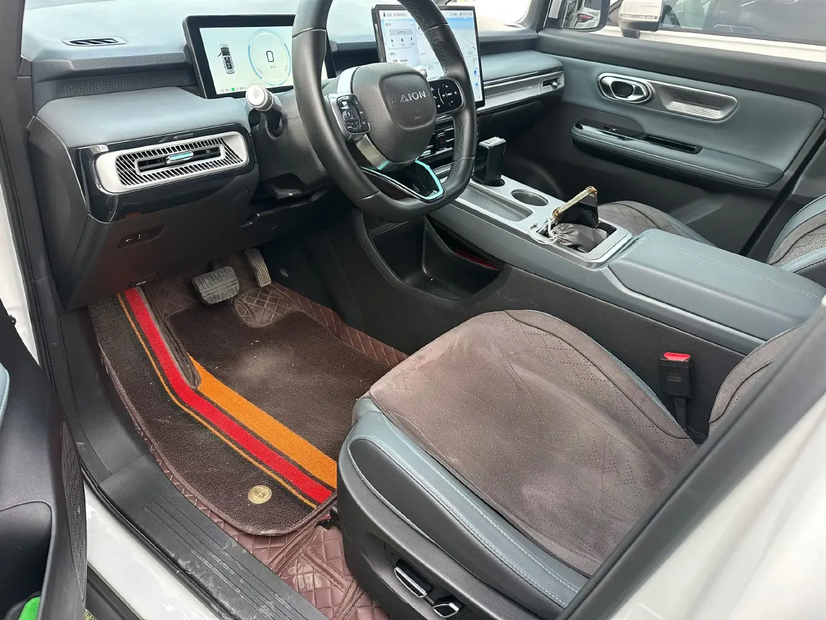 2024 Leapmotor C11 1.5L 95HP L4 REEV 43.74KWH,autocango,china used car exporter,china ev exporter,chinese used car exporter,chinese used ev exporter