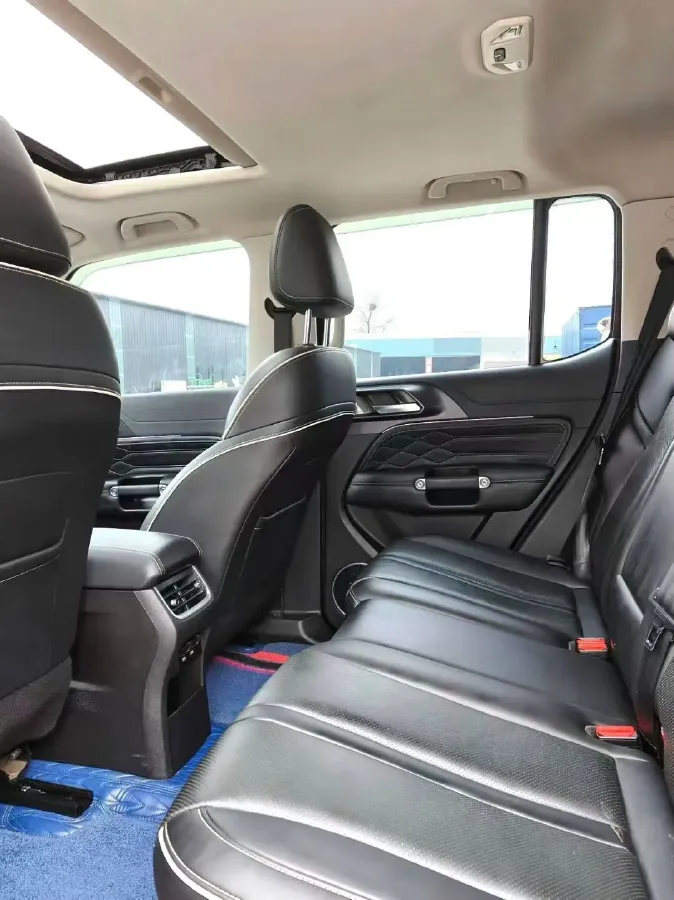 2021 Tank 300 2.0T 227HP L4 8AT,autocango,china used car exporter,china ev exporter,chinese used car exporter,chinese used ev exporter