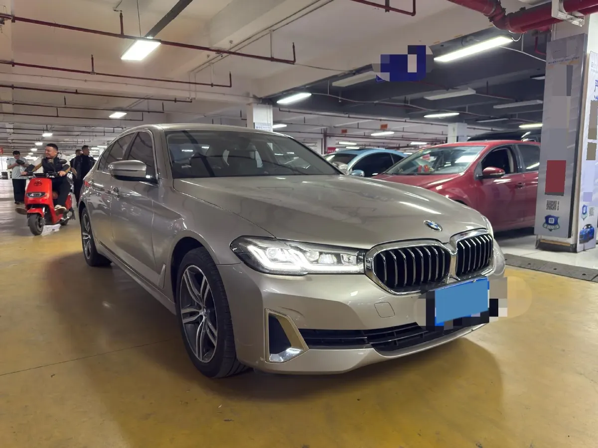 2021 BMW 5 Series 2.0T 252HP L4 8AT,autocango,china used car exporter,china ev exporter,chinese used car exporter,chinese used ev exporter