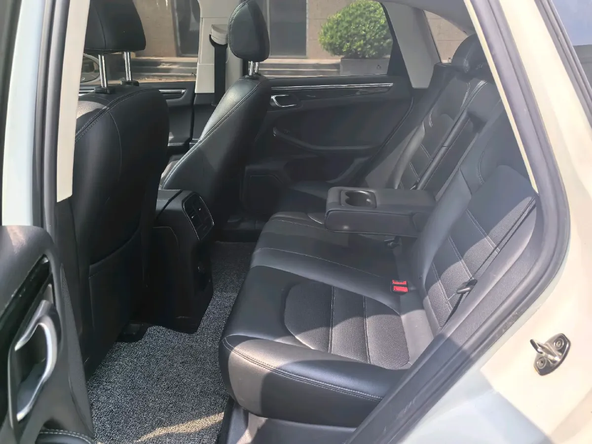 2017 Zotye SR9 2.0T 190HP L4 6DCT,autocango,china used car exporter,china ev exporter,chinese used car exporter,chinese used ev exporter