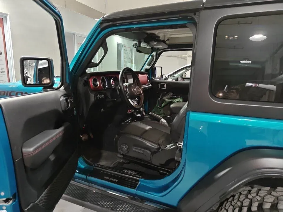 2019 Jeep Wrangler 2.0T 266HP L4 8AT,autocango,china used car exporter,china ev exporter,chinese used car exporter,chinese used ev exporter