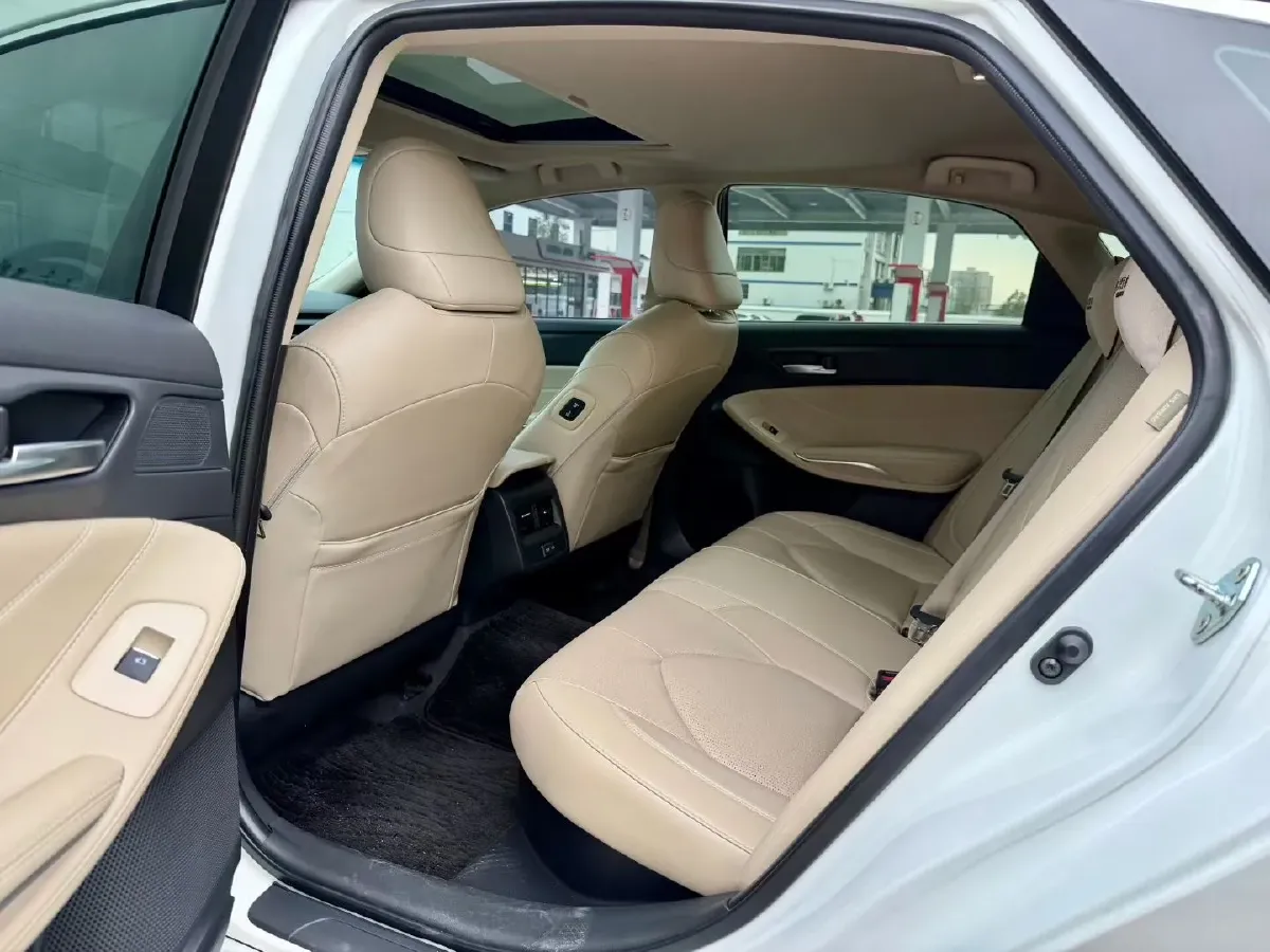 2022 Toyota Avalon 2.5L 178HP L4 E-CVT Hybrid,autocango,china used car exporter,china ev exporter,chinese used car exporter,chinese used ev exporter