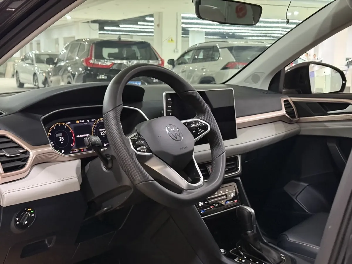 2023 Volkswagen Tharu 1.5T 160HP L4 7DCT,autocango,china used car exporter,china ev exporter,chinese used car exporter,chinese used ev exporter