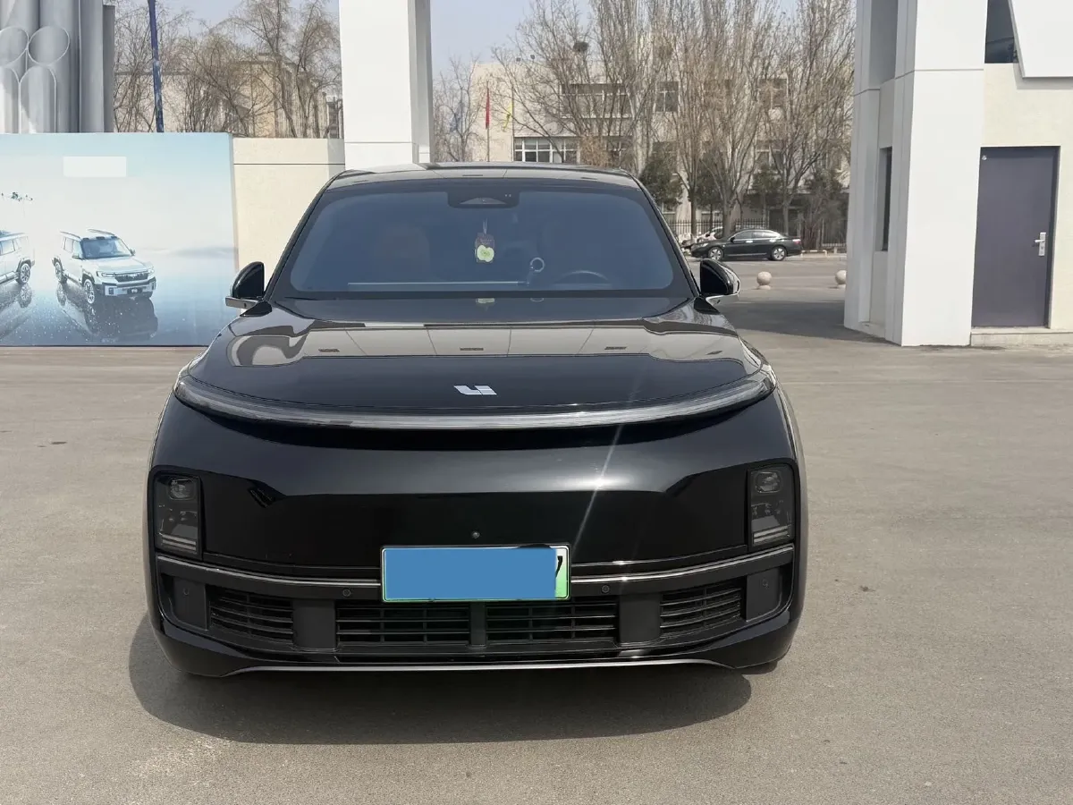 2023 Li L8 Range Extended 154HP REEV 40.9KWH,autocango,china used car exporter,china ev exporter,chinese used car exporter,chinese used ev exporter
