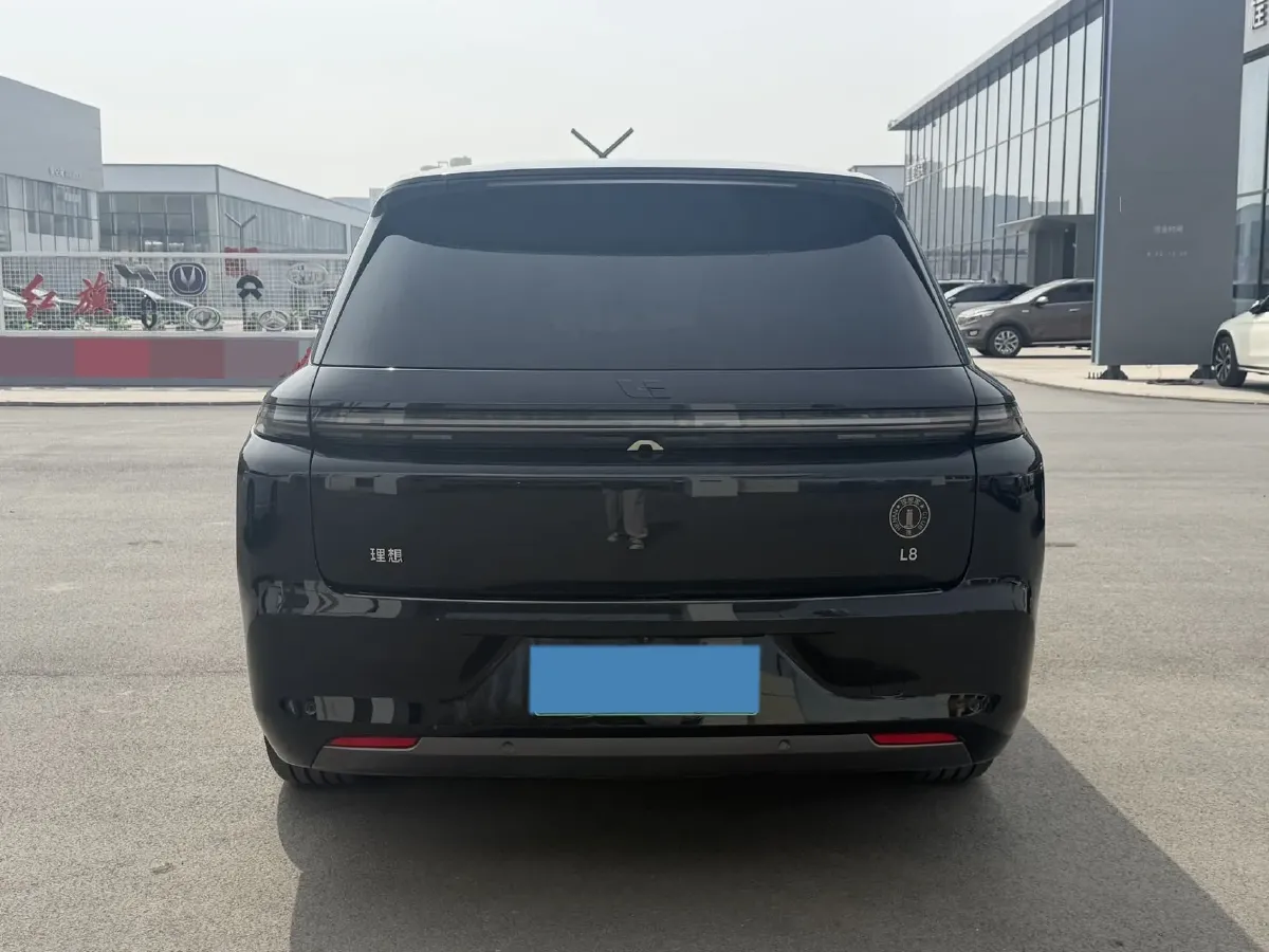 2023 Li L8 Range Extended 154HP REEV 40.9KWH,autocango,china used car exporter,china ev exporter,chinese used car exporter,chinese used ev exporter