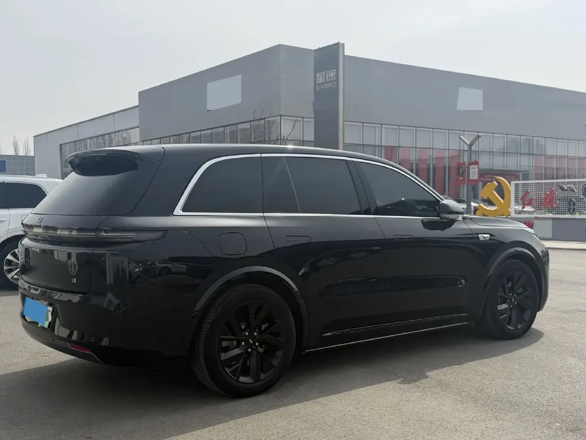 2023 Li L8 Range Extended 154HP REEV 40.9KWH,autocango,china used car exporter,china ev exporter,chinese used car exporter,chinese used ev exporter