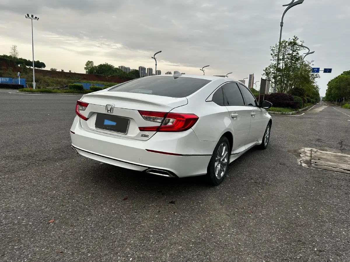 2018 Honda Accord 1.5T 194HP L4 CVT,autocango,china used car exporter,china ev exporter,chinese used car exporter,chinese used ev exporter