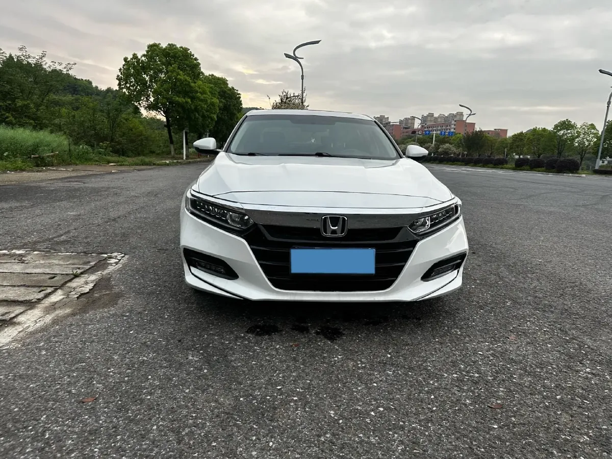 2018 Honda Accord 1.5T 194HP L4 CVT,autocango,china used car exporter,china ev exporter,chinese used car exporter,chinese used ev exporter