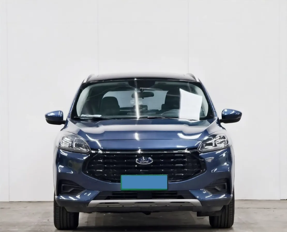 2024 Ford Escape 2.0T 248HP L4 8AT,autocango,china used car exporter,china ev exporter,chinese used car exporter,chinese used ev exporter
