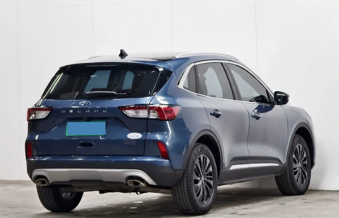 2024 Ford Escape 2.0T 248HP L4 8AT,autocango,china used car exporter,china ev exporter,chinese used car exporter,chinese used ev exporter