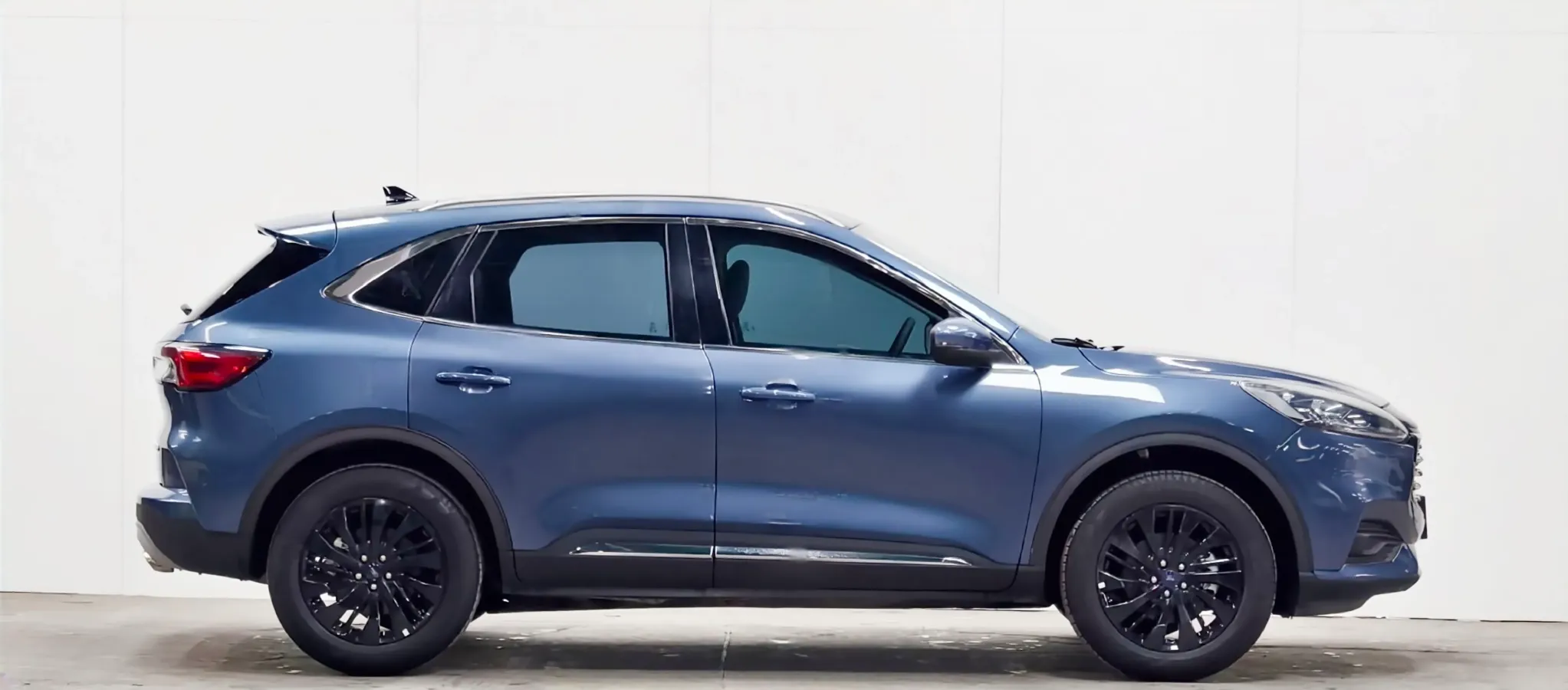 2024 Ford Escape 2.0T 248HP L4 8AT,autocango,china used car exporter,china ev exporter,chinese used car exporter,chinese used ev exporter