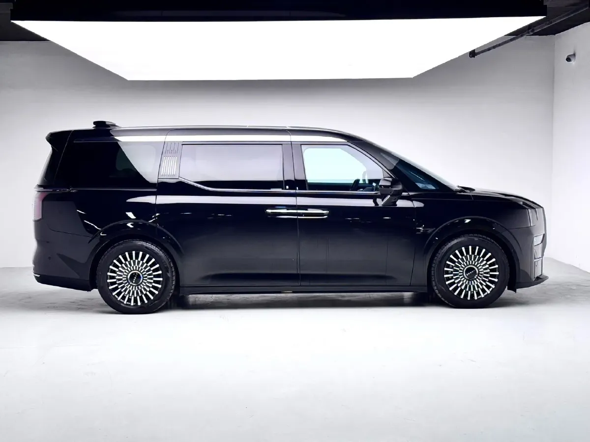 2022 Zeekr 009 BEV 116KWH,autocango,china used car exporter,china ev exporter,chinese used car exporter,chinese used ev exporter