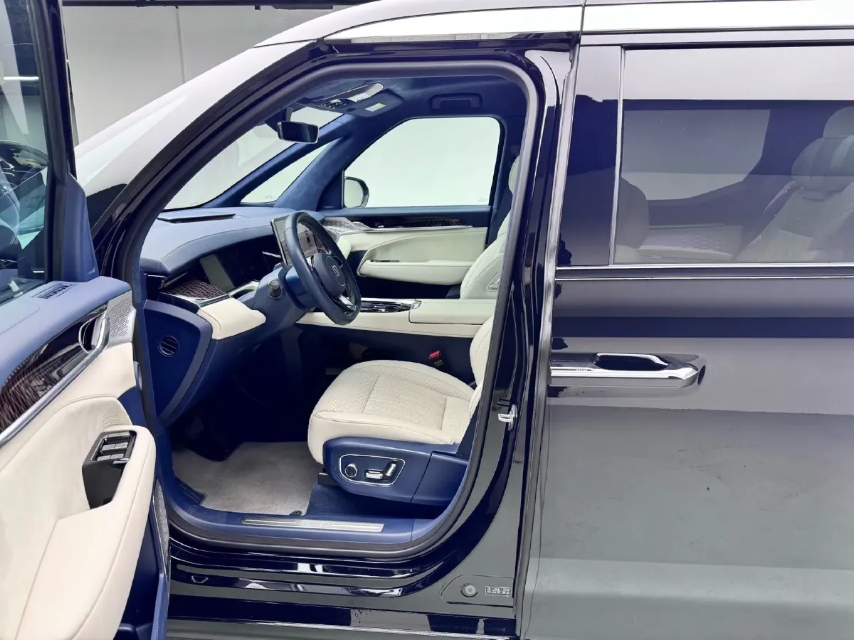 2022 Zeekr 009 BEV 116KWH,autocango,china used car exporter,china ev exporter,chinese used car exporter,chinese used ev exporter