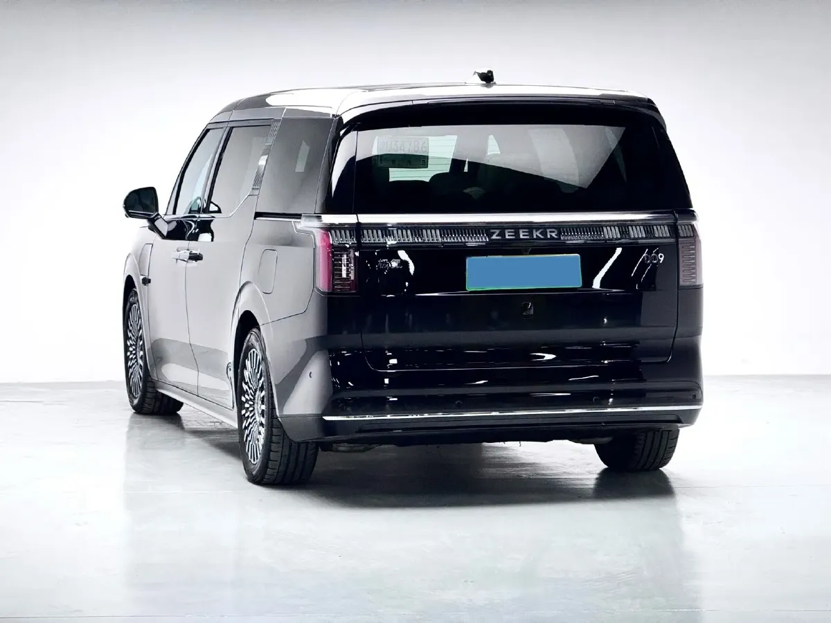 2022 Zeekr 009 BEV 116KWH,autocango,china used car exporter,china ev exporter,chinese used car exporter,chinese used ev exporter