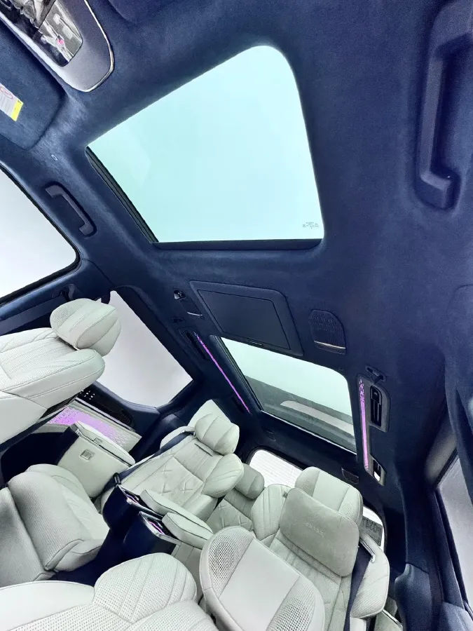 2022 Zeekr 009 BEV 116KWH,autocango,china used car exporter,china ev exporter,chinese used car exporter,chinese used ev exporter