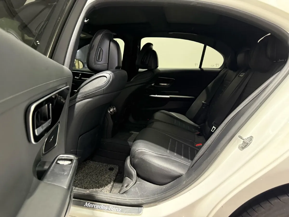 2022 Mercedes-Benz C Class 1.5T 204HP L4 9AT,autocango,china used car exporter,china ev exporter,chinese used car exporter,chinese used ev exporter