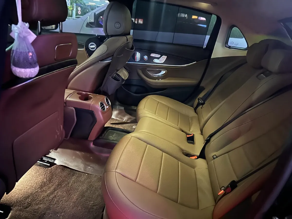 2020 Mercedes-Benz E Class 2.0T 258HP L4 9AT,autocango,china used car exporter,china ev exporter,chinese used car exporter,chinese used ev exporter