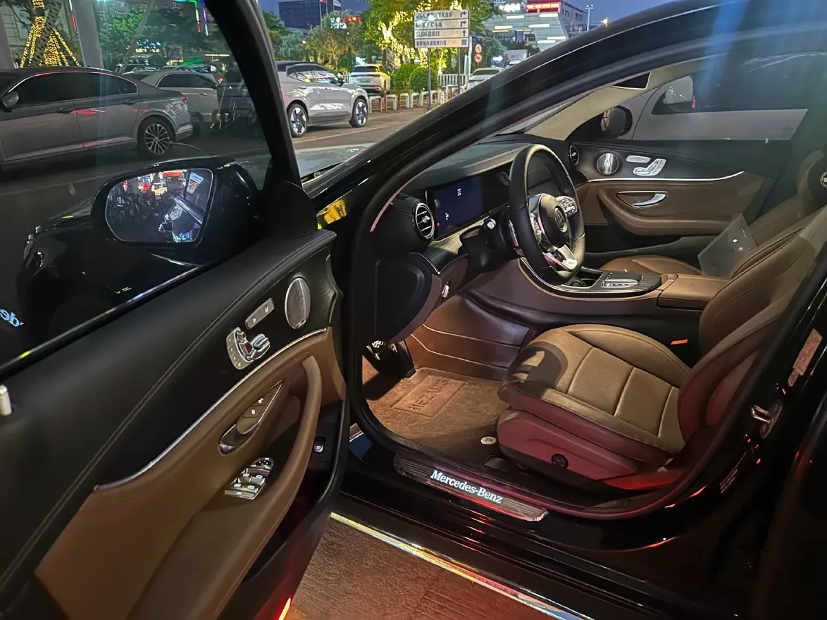 2020 Mercedes-Benz E Class 2.0T 258HP L4 9AT,autocango,china used car exporter,china ev exporter,chinese used car exporter,chinese used ev exporter