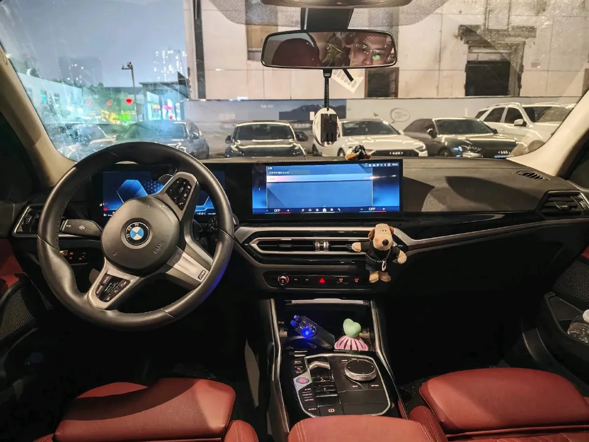 2023 BMW 3 Series 2.0T 156HP L4 8AT,autocango,china used car exporter,china ev exporter,chinese used car exporter,chinese used ev exporter