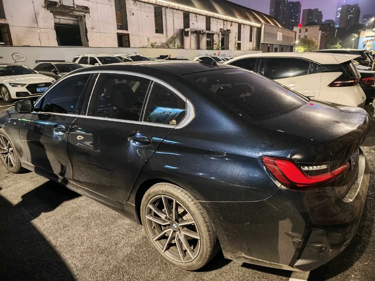 2023 BMW 3 Series 2.0T 156HP L4 8AT,autocango,china used car exporter,china ev exporter,chinese used car exporter,chinese used ev exporter