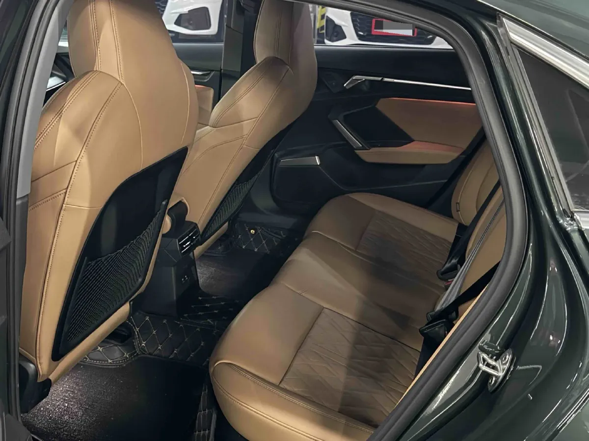 2025 Audi A3 1.5T 160HP L4 7DCT,autocango,china used car exporter,china ev exporter,chinese used car exporter,chinese used ev exporter