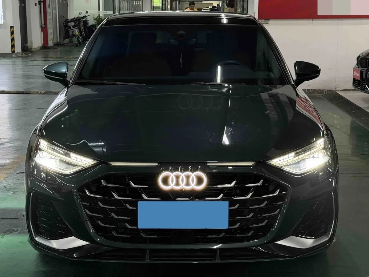 2025 Audi A3 1.5T 160HP L4 7DCT,autocango,china used car exporter,china ev exporter,chinese used car exporter,chinese used ev exporter