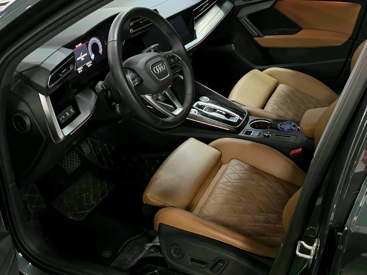 2025 Audi A3 1.5T 160HP L4 7DCT,autocango,china used car exporter,china ev exporter,chinese used car exporter,chinese used ev exporter