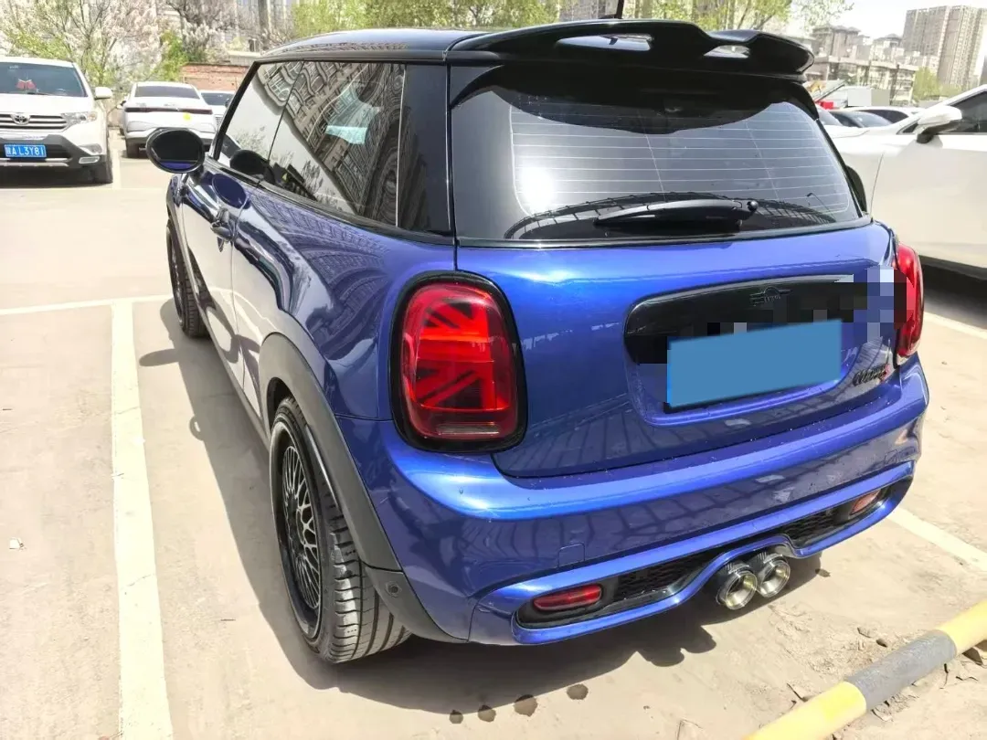 2020 MINI MINI 2.0T 192HP L4 7DCT,autocango,china used car exporter,china ev exporter,chinese used car exporter,chinese used ev exporter