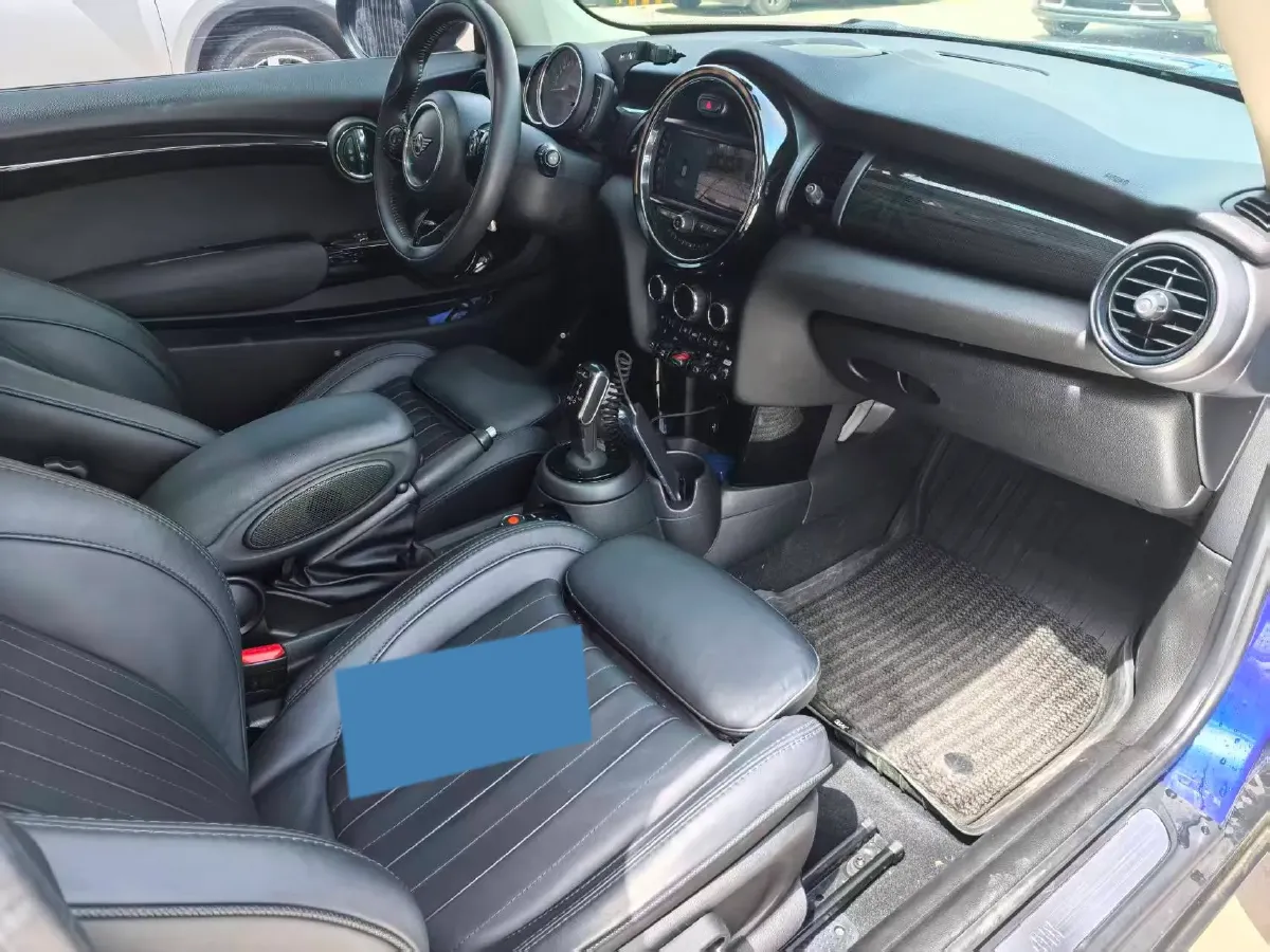 2020 MINI MINI 2.0T 192HP L4 7DCT,autocango,china used car exporter,china ev exporter,chinese used car exporter,chinese used ev exporter