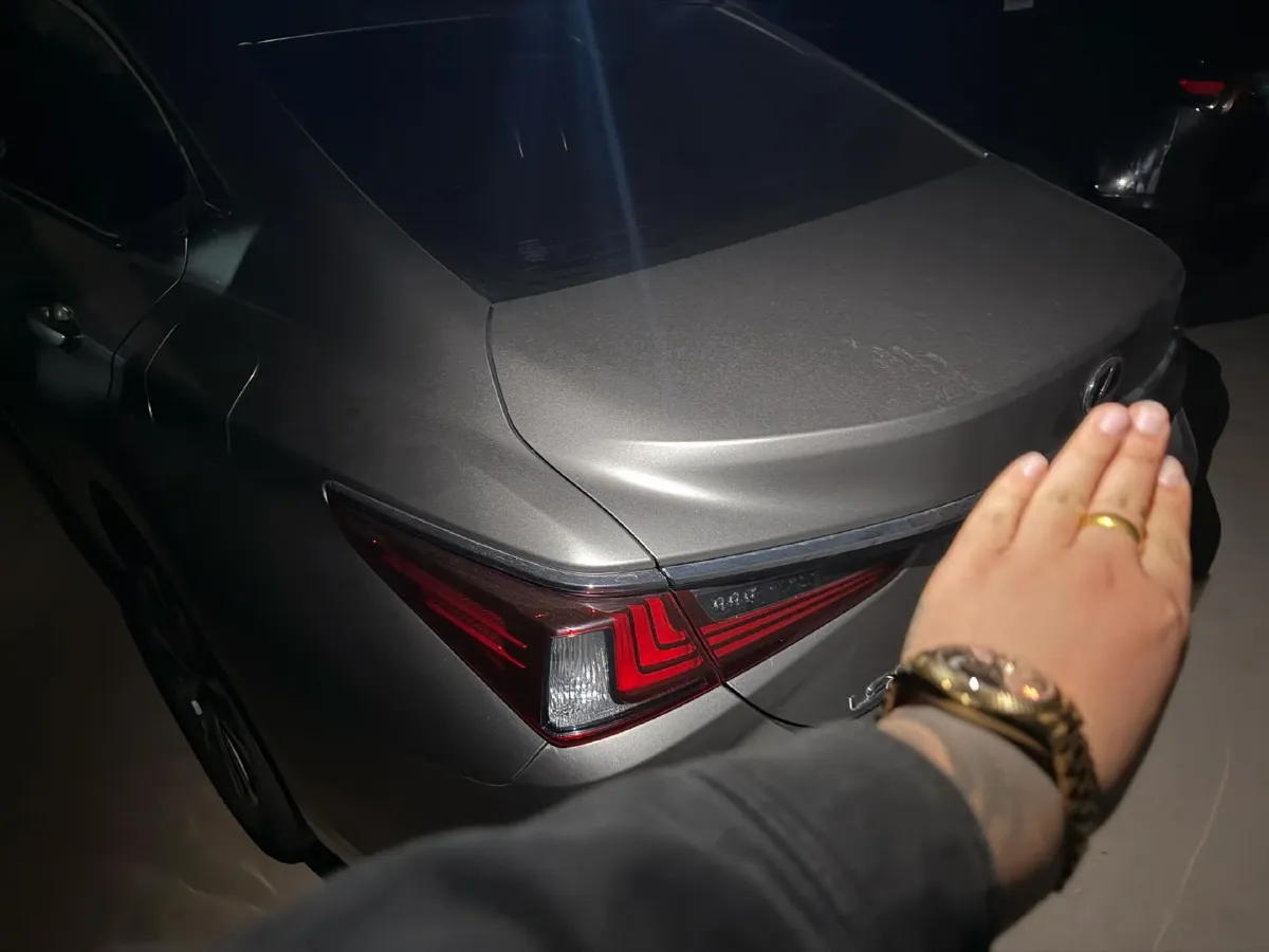 2024 Lexus ES 2.0L 173HP L4 CVT,autocango,china used car exporter,china ev exporter,chinese used car exporter,chinese used ev exporter