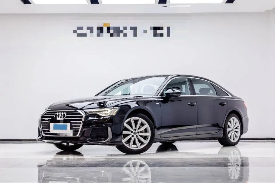 2020 Audi A6L 2.0T 224HP L4 7DCT,autocango,china used car exporter,china ev exporter,chinese used car exporter,chinese used ev exporter