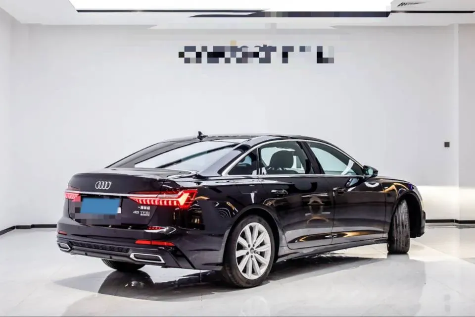 2020 Audi A6L 2.0T 224HP L4 7DCT,autocango,china used car exporter,china ev exporter,chinese used car exporter,chinese used ev exporter