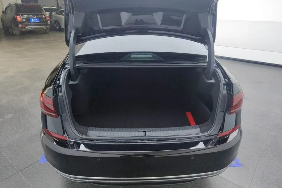 2023 Volkswagen Passat 2.0T 186HP L4 7DCT,autocango,china used car exporter,china ev exporter,chinese used car exporter,chinese used ev exporter