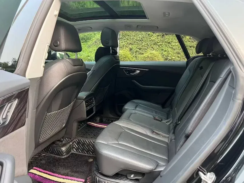 2021 Audi Q8 2.0T 245HP L4 8AT,autocango,china used car exporter,china ev exporter,chinese used car exporter,chinese used ev exporter