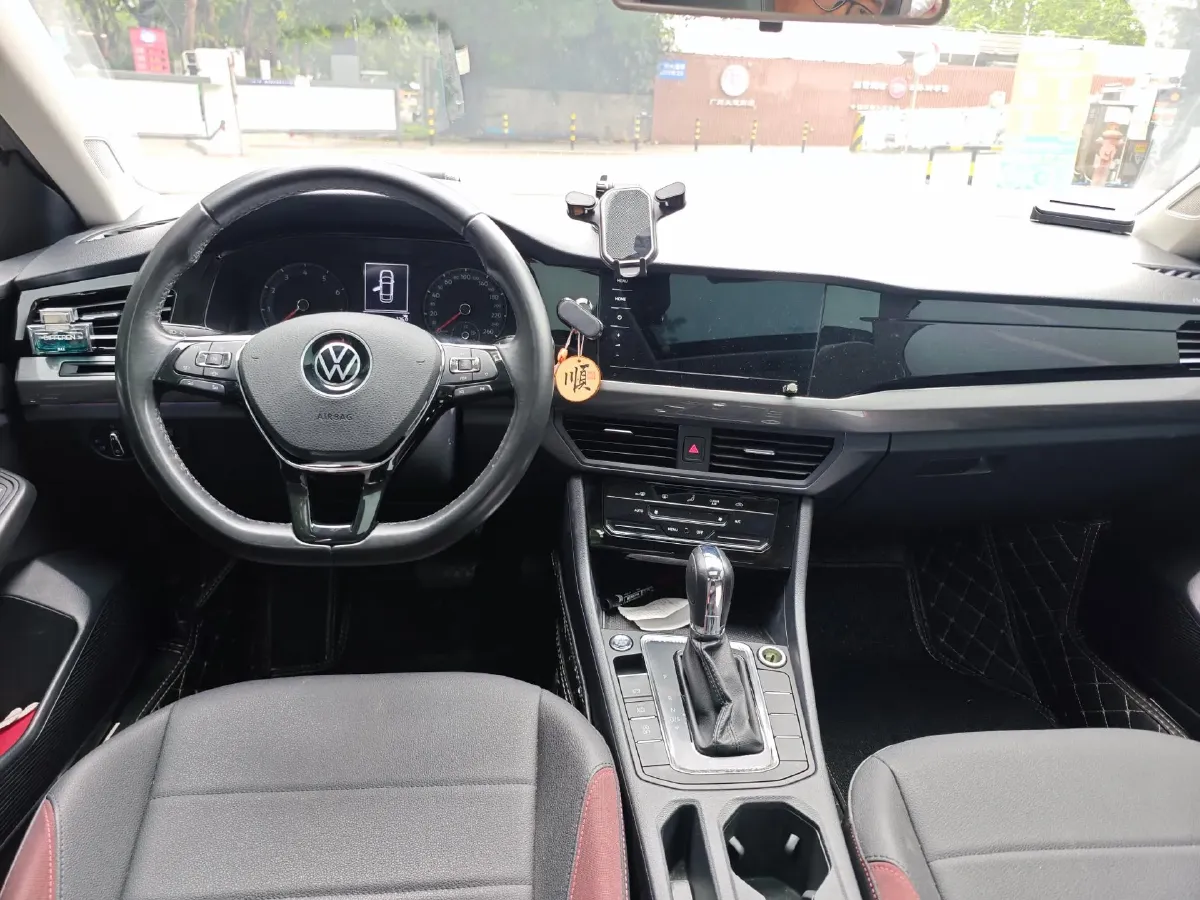 2021 Volkswagen Bora 1.5L 113HP L4 6AT,autocango,china used car exporter,china ev exporter,chinese used car exporter,chinese used ev exporter