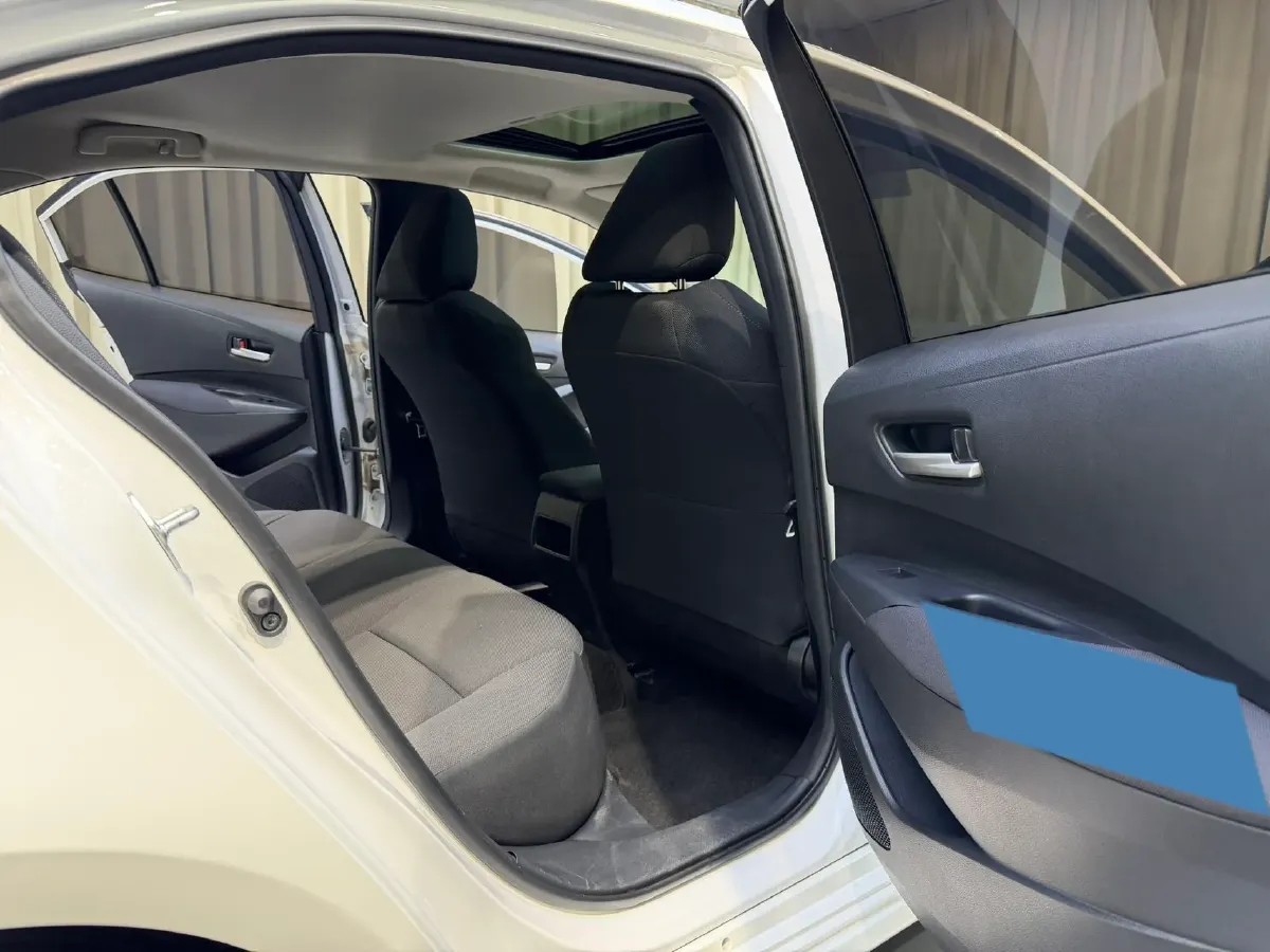 2021 Toyota Corolla 1.5L 121HP L3 CVT,autocango,china used car exporter,china ev exporter,chinese used car exporter,chinese used ev exporter