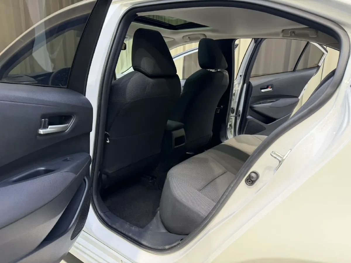 2021 Toyota Corolla 1.5L 121HP L3 CVT,autocango,china used car exporter,china ev exporter,chinese used car exporter,chinese used ev exporter