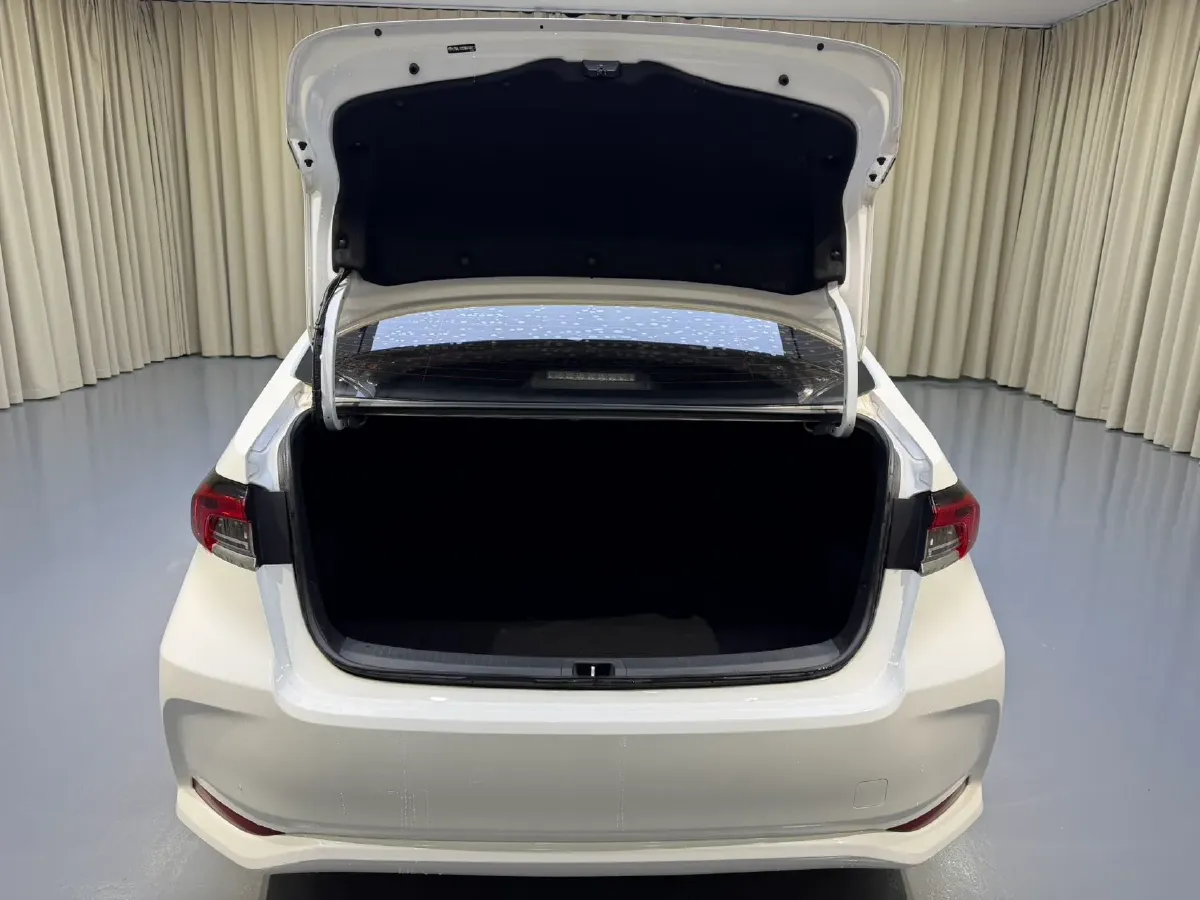 2021 Toyota Corolla 1.5L 121HP L3 CVT,autocango,china used car exporter,china ev exporter,chinese used car exporter,chinese used ev exporter