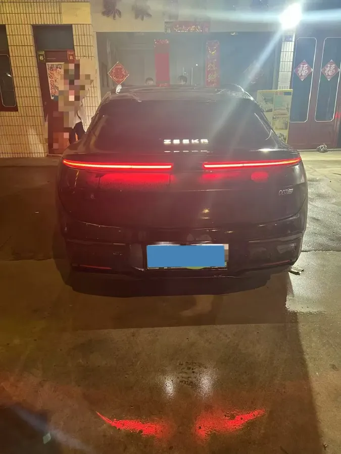 2025 Zeekr 007GT BEV 75KWH,autocango,china used car exporter,china ev exporter,chinese used car exporter,chinese used ev exporter