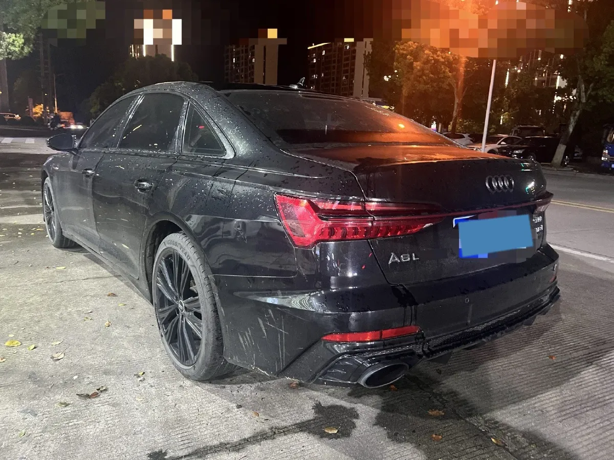 2022 Audi A6L 2.0T 224HP L4 7DCT,autocango,china used car exporter,china ev exporter,chinese used car exporter,chinese used ev exporter
