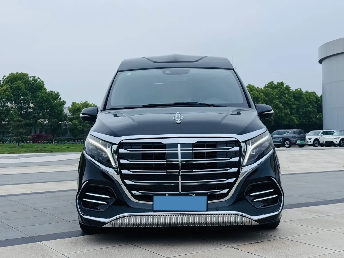2021 Mercedes-Benz V Class 2.0T 211HP L4 9AT,autocango,china used car exporter,china ev exporter,chinese used car exporter,chinese used ev exporter