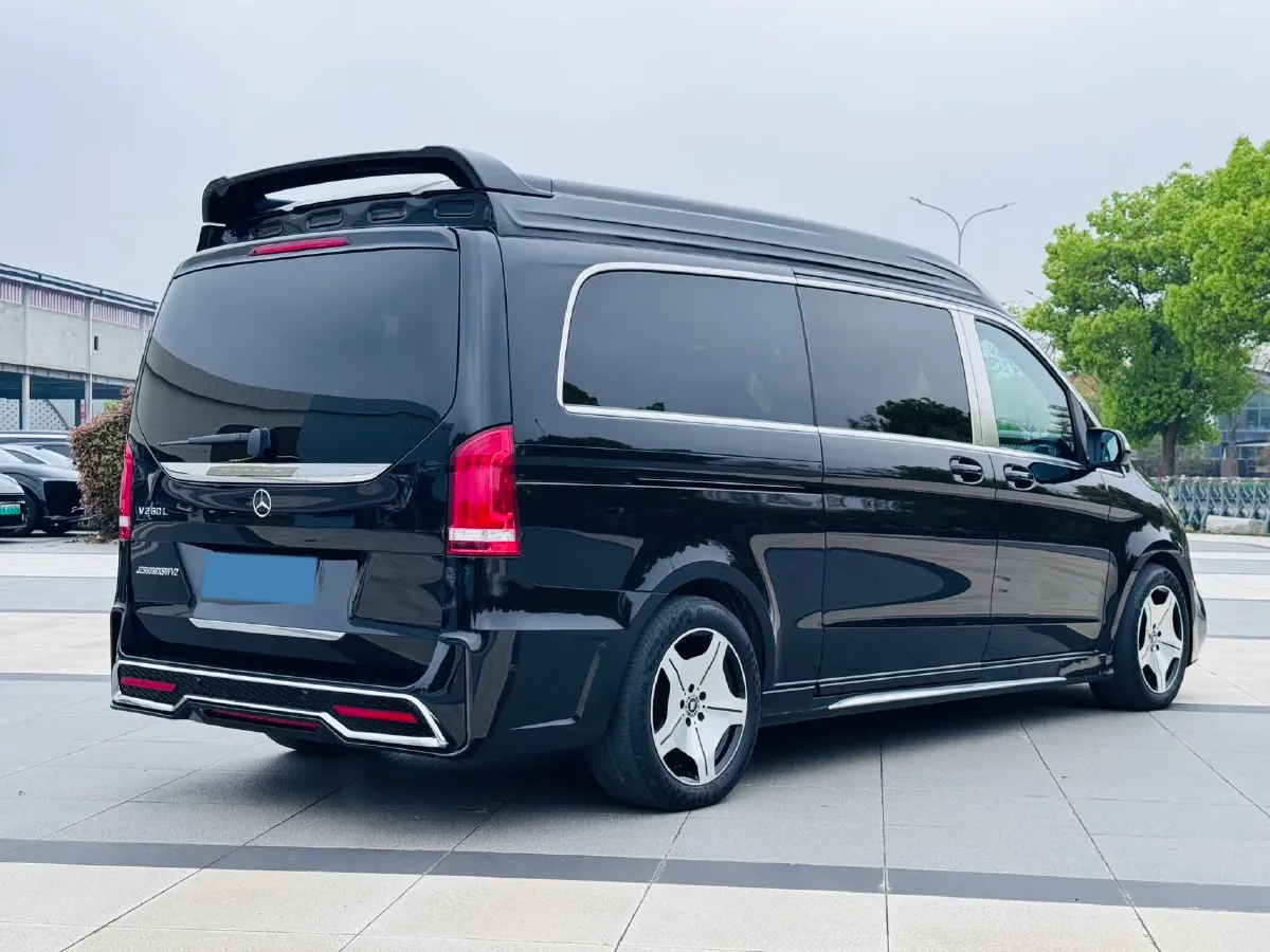 2021 Mercedes-Benz V Class 2.0T 211HP L4 9AT,autocango,china used car exporter,china ev exporter,chinese used car exporter,chinese used ev exporter