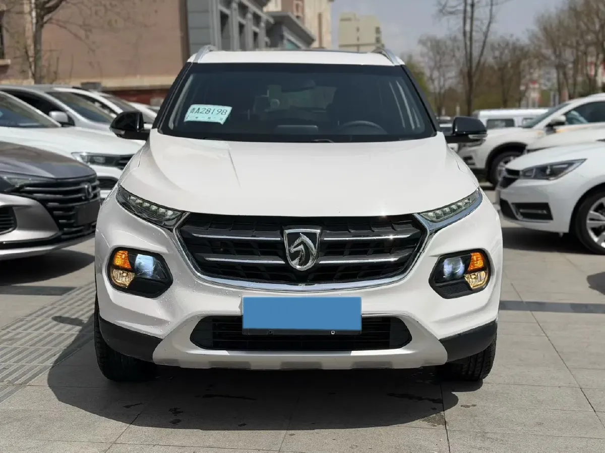 2017 BaoJun 510 1.5L 112HP L4 6MT,autocango,china used car exporter,china ev exporter,chinese used car exporter,chinese used ev exporter