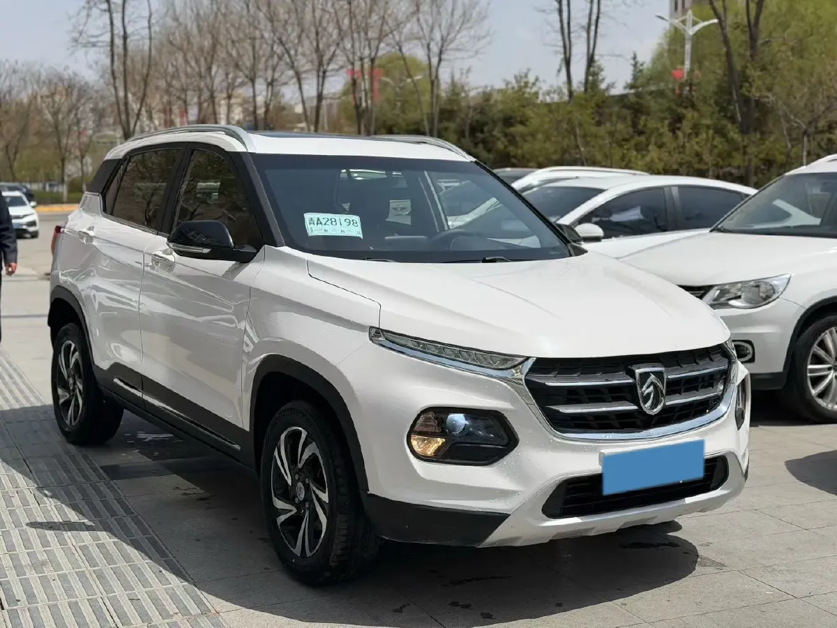 2017 BaoJun 510 1.5L 112HP L4 6MT,autocango,china used car exporter,china ev exporter,chinese used car exporter,chinese used ev exporter