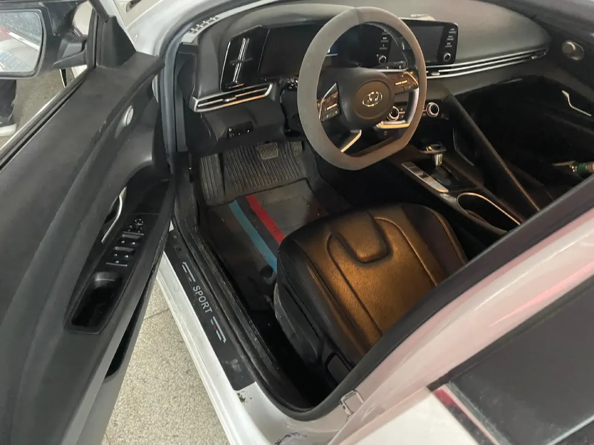 2021 Hyundai Elantra 1.5L 115HP L4 CVT,autocango,china used car exporter,china ev exporter,chinese used car exporter,chinese used ev exporter