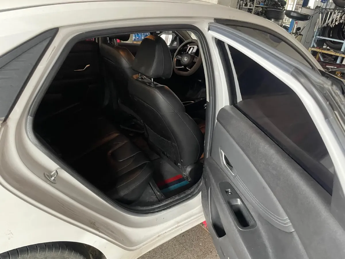 2021 Hyundai Elantra 1.5L 115HP L4 CVT,autocango,china used car exporter,china ev exporter,chinese used car exporter,chinese used ev exporter