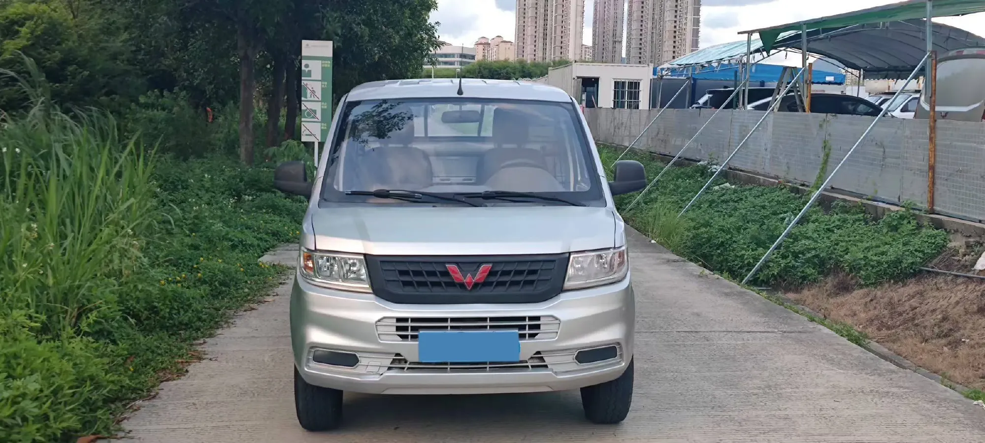 2018 WuLing HongGuang 1.5L 105HP L4 5MT,autocango,china used car exporter,china ev exporter,chinese used car exporter,chinese used ev exporter